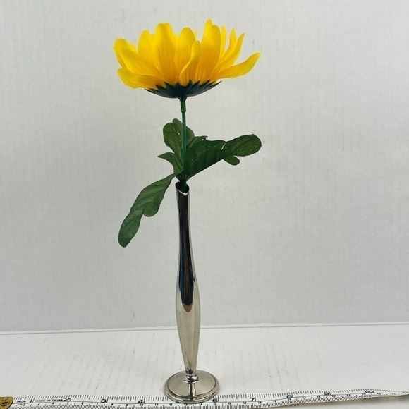 Silver vase Bud vase silver tone slim curved thin flower flowers floral - Picture 7 of 11